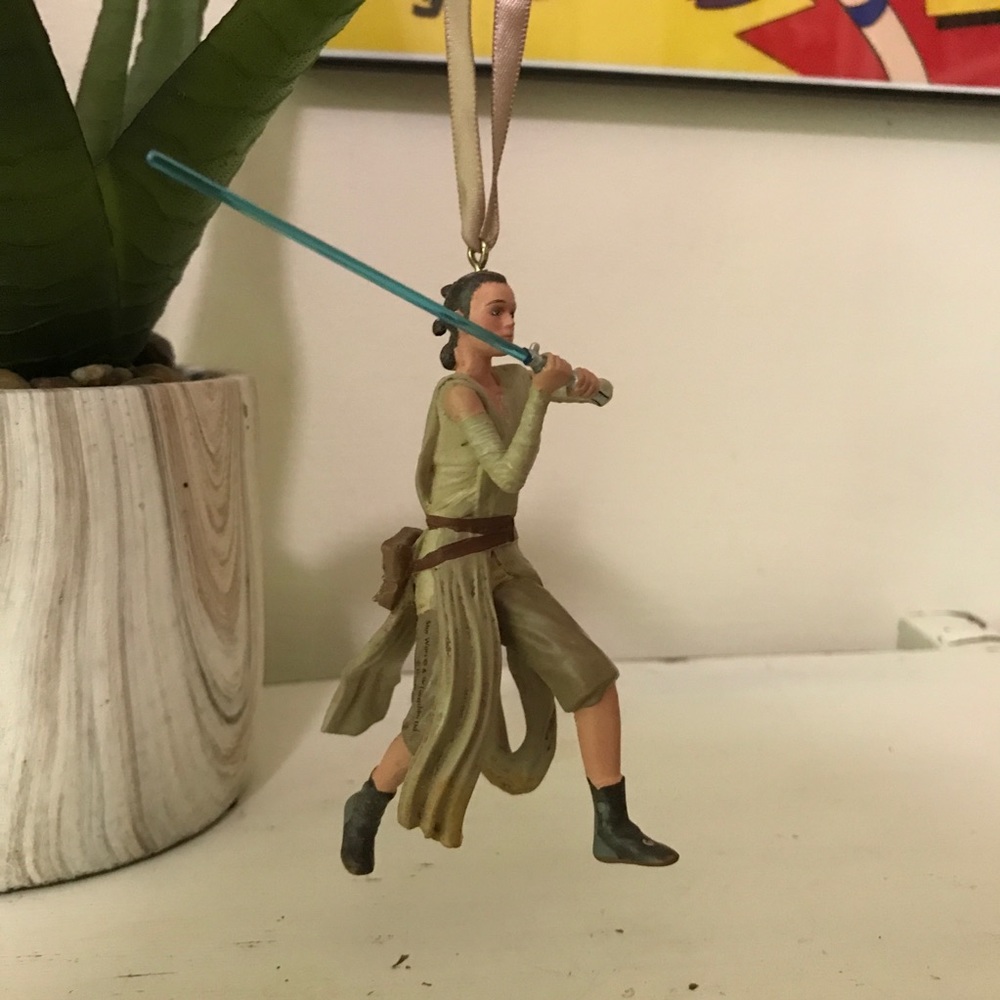 🚫SOLD🚫 Star Wars Rey Sketchbook Ornament Disney